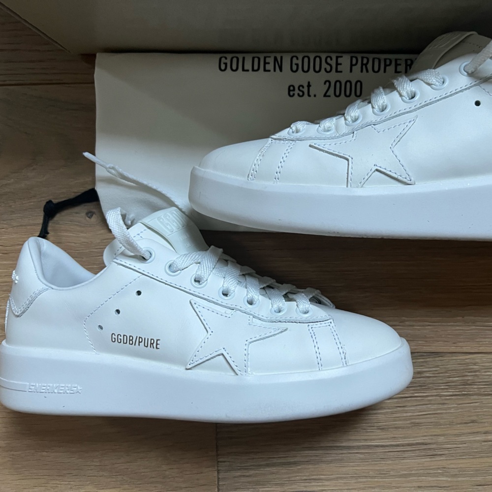 Golden Goose Pure Sneakers
